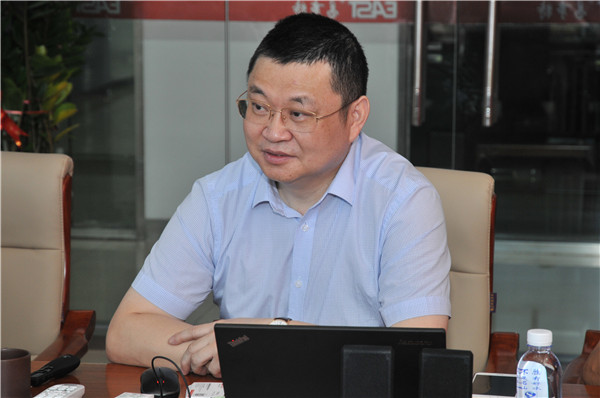 易事特集团董事长何思模教授